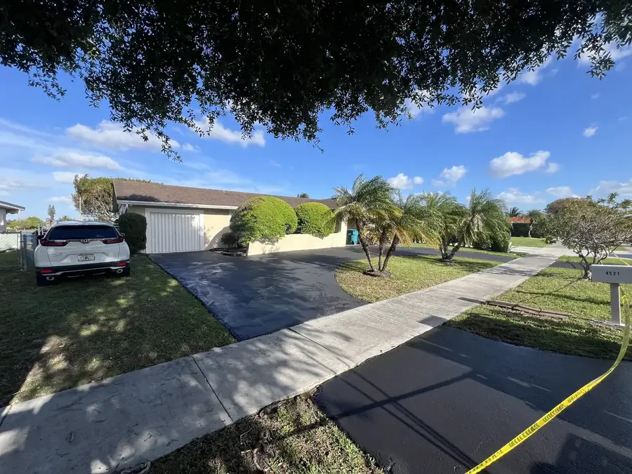 Why Asphalt Fails in South Florida